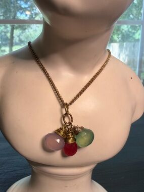Three stone Chalcedony and Ruby necklace